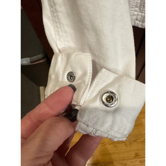 Chico's Platinum White Ruffle Denim Jacket Size 0 - Picture 4 of 5